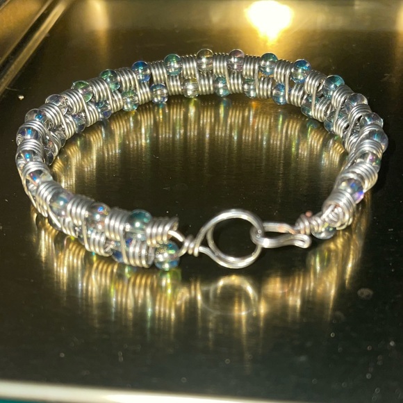 NEW HANDMADE 8in bracelet - Picture 2 of 6